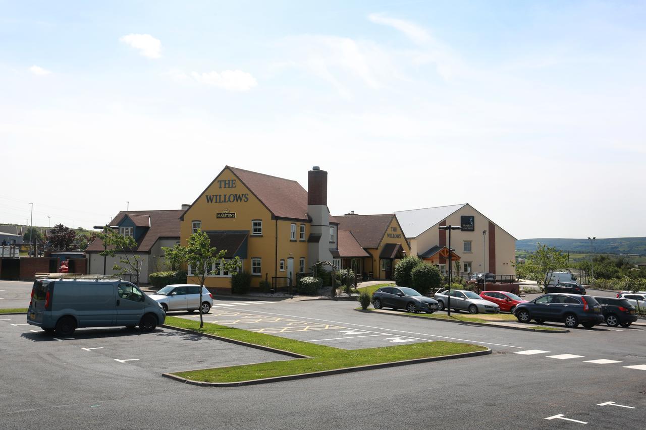 Willows, Blackburn By Marston'S Inn エクステリア 写真
